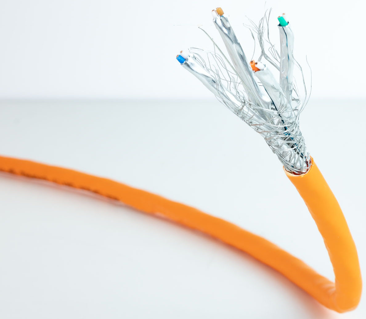 Nanocable - Bobina de Red NanoCable RJ45 LSZH CAT.7 600MHZ SFTP AWG26 305 M Naranja