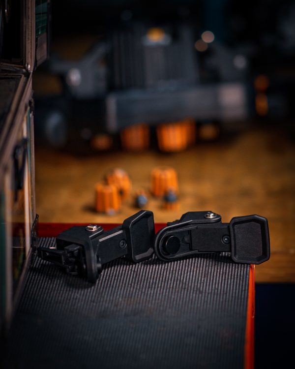 asetek-simsports - Asetek SimSports Magnetic Input Paddles