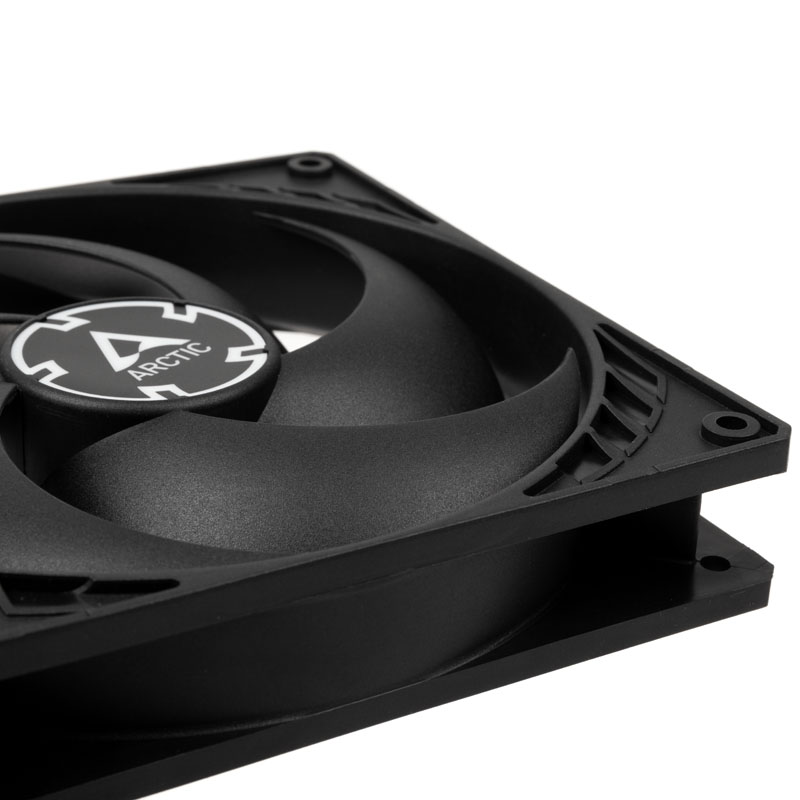 Arctic - Ventilador Arctic P14 140mm - Negro