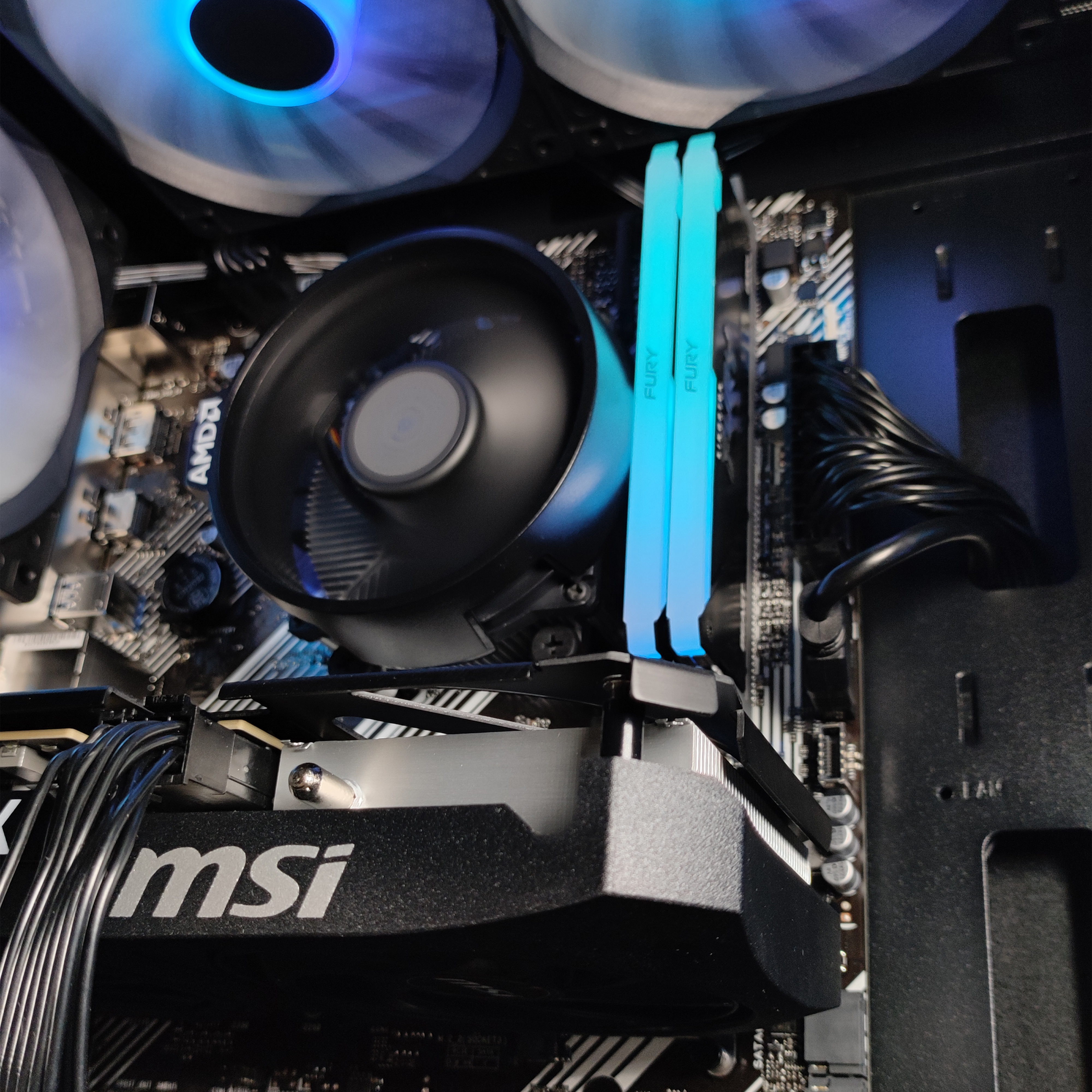 aura-pc - Ordenador AURA Gamer-PC TEAM 7 EDITION Ryzen 5 7500F 32GB DDR5 1TB RTX 5060 WiFi W11