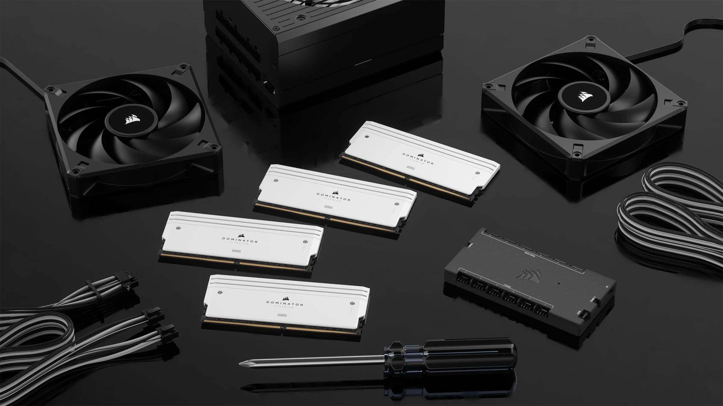 Corsair - Corsair Kit 64GB (2 x 32GB) DDR5 6400MHz Dominator Titanium RGB White CL32