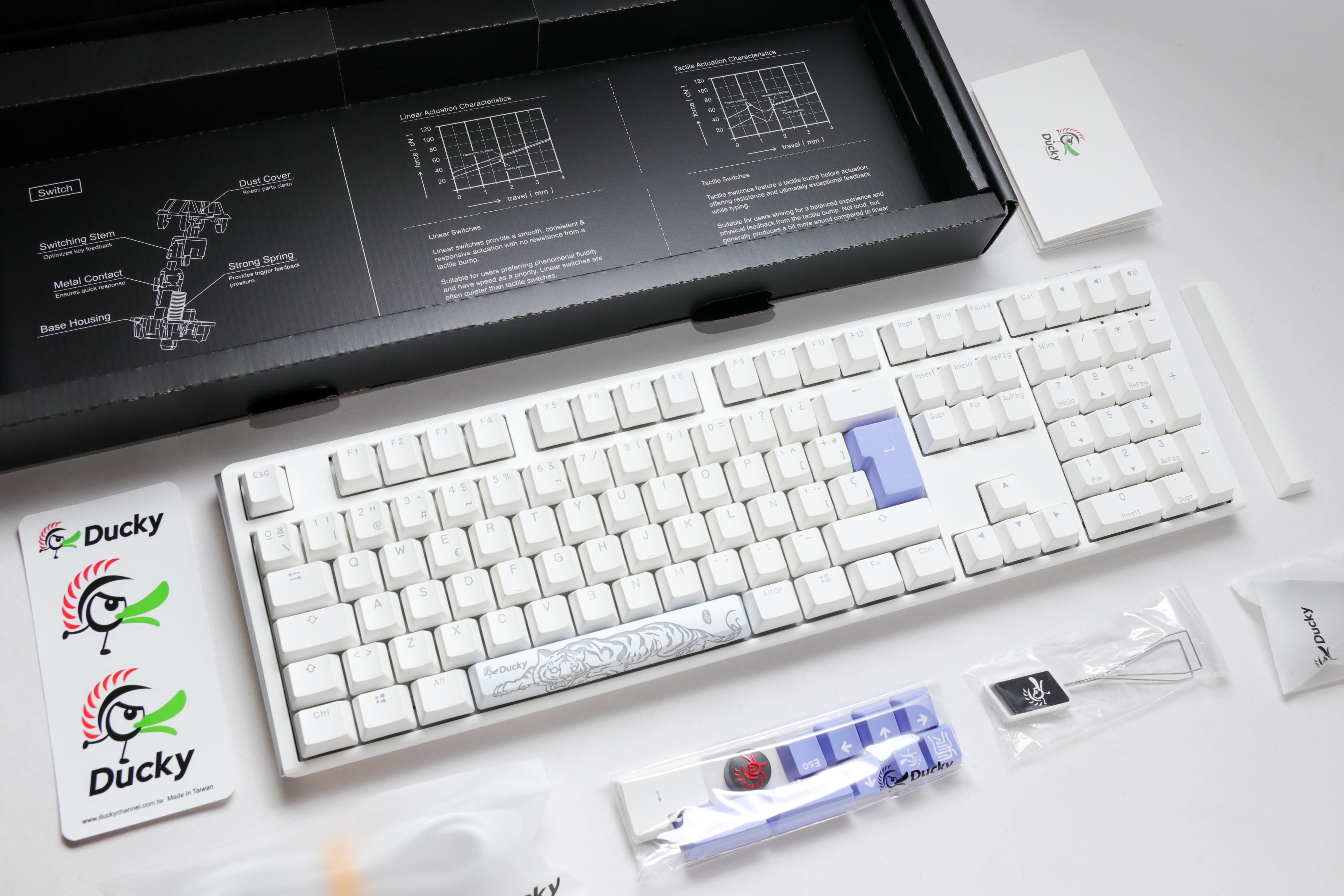 Ducky - Teclado Mecânico Ducky ONE 3 Classic 100% Pure White MX-Silver (ES)