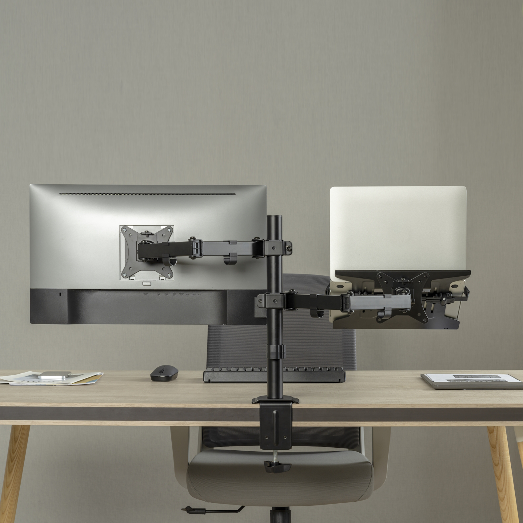 Ewent - Soporte de Monitor + Portátil Ewent EW1519 Desk Mounting 13" - 32" Articulado Negro