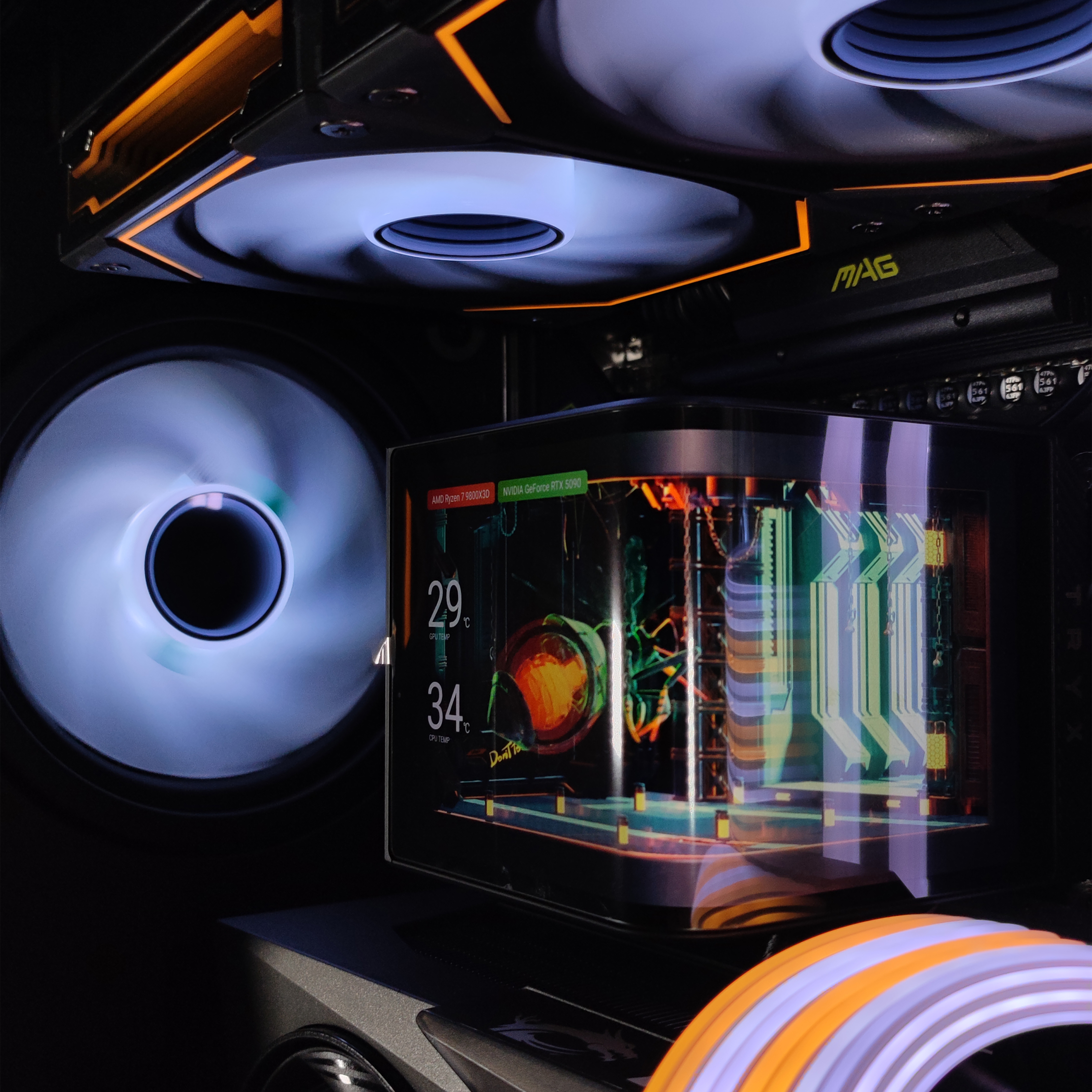Picture of Picture of Ordenador King Mod Gamer-PC Ryzen 7 9800X3D 64GB DDR5 2TB RTX 5090 WiFi W11