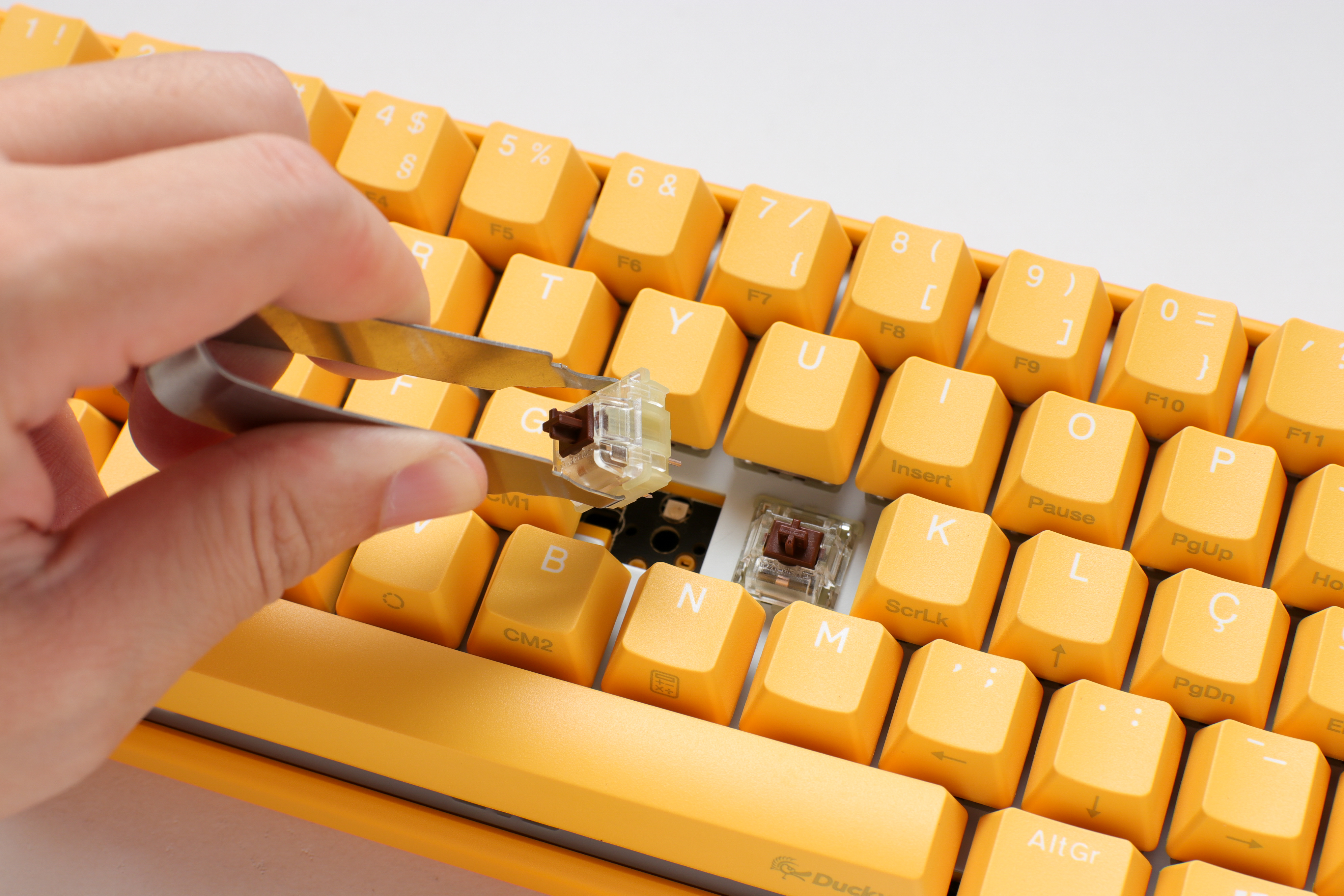 Ducky - Teclado Ducky One 3 Yellow Ducky Mini 60%, Hot-swappable, MX-Brown, RGB, PBT - Mecánico (DE)