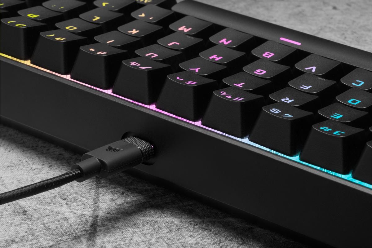 Corsair - ** B Grade ** Teclado Corsair K65 Mini 60% RGB Cherry MX Red - Mecânico (PT)