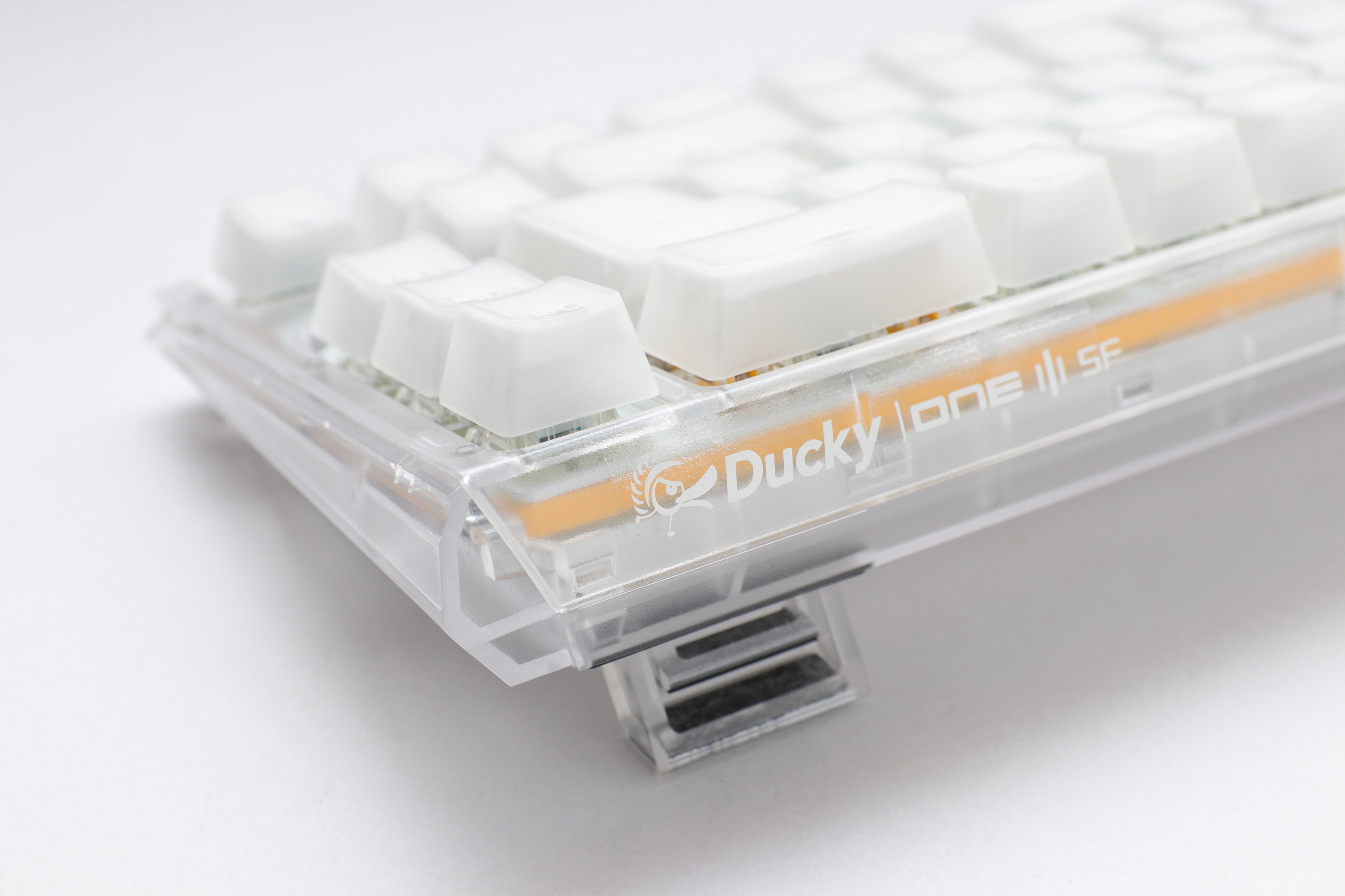 Ducky - Teclado Mecânico Ducky ONE 3 Aura White SF 65% RGB MX-Red (ES)