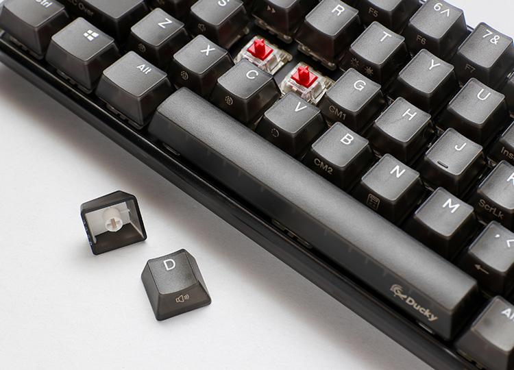 Ducky - Ducky One 3 Aura Black SF Gaming Tastatur, RGB LED - MX-Silent-Red (US)