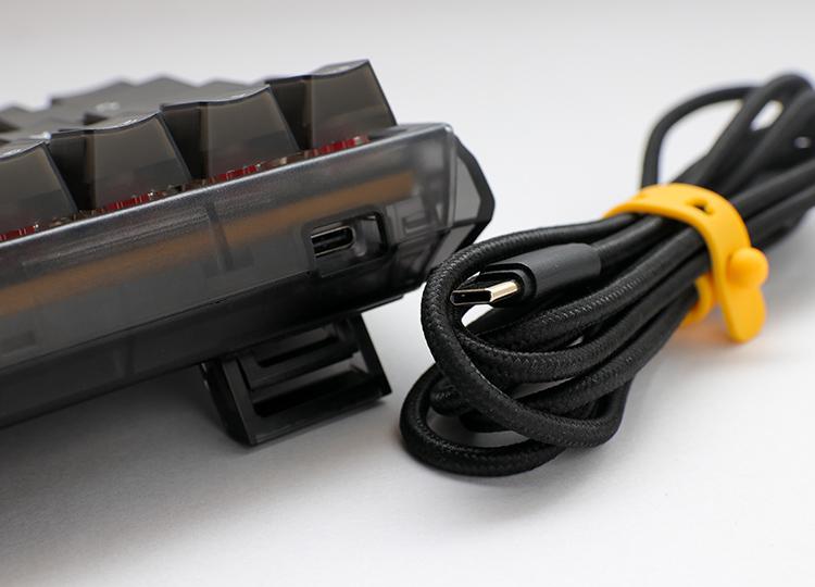 Ducky - Ducky One 3 Aura Black SF Gaming Tastatur, RGB LED - MX-Silent-Red (US)