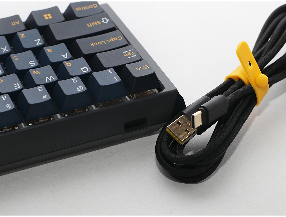 Ducky - Teclado Mecânico Ducky ONE 3 Pro Nazca Line 60% RGB 8K Polling Rate MX2A-Brown (ES)