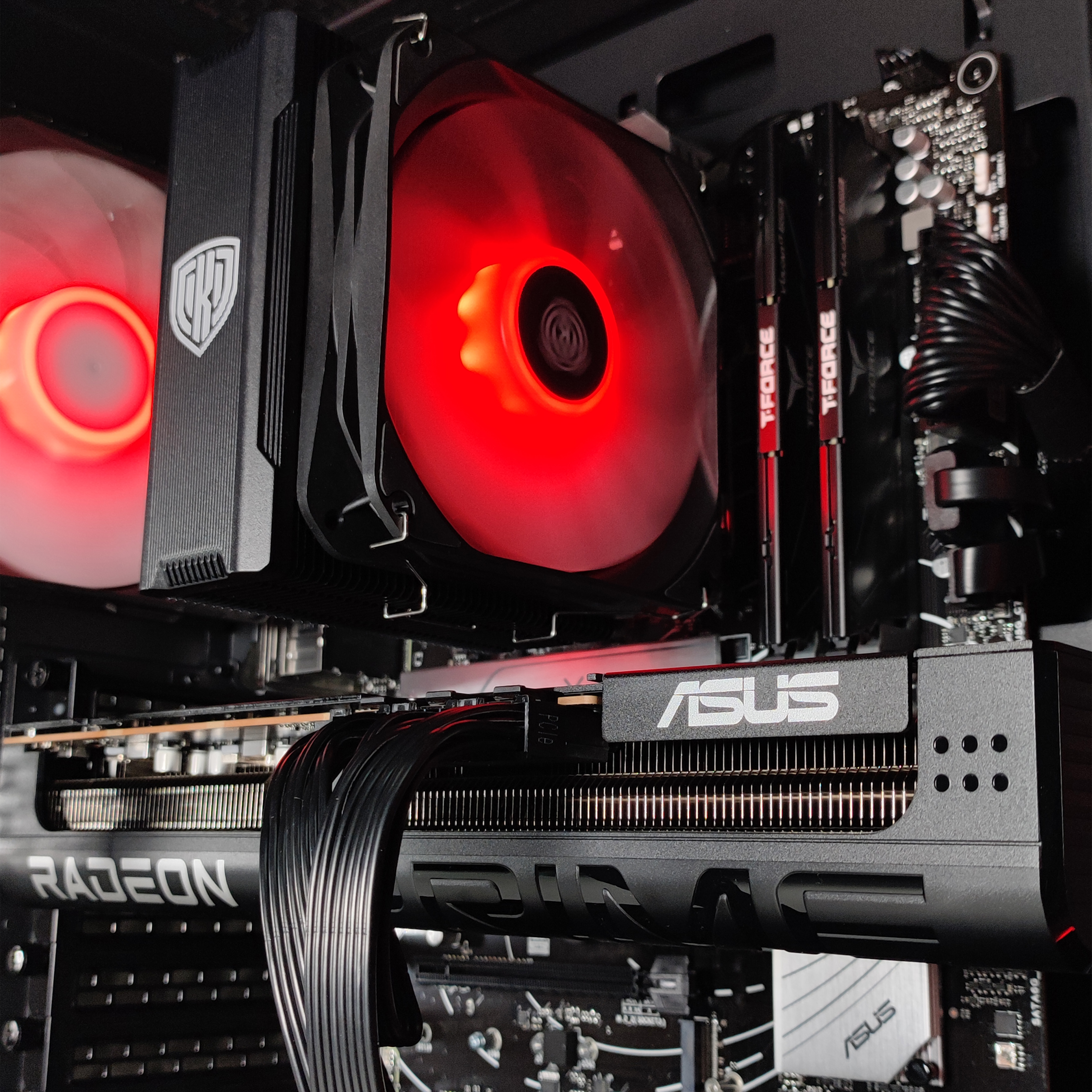 King Mod Systems - Ordenador King Mod Gamer-PC Mach 5R Ryzen 5 7600X3D 32GB DDR5 2TB RX 9070 XT WiFi W11