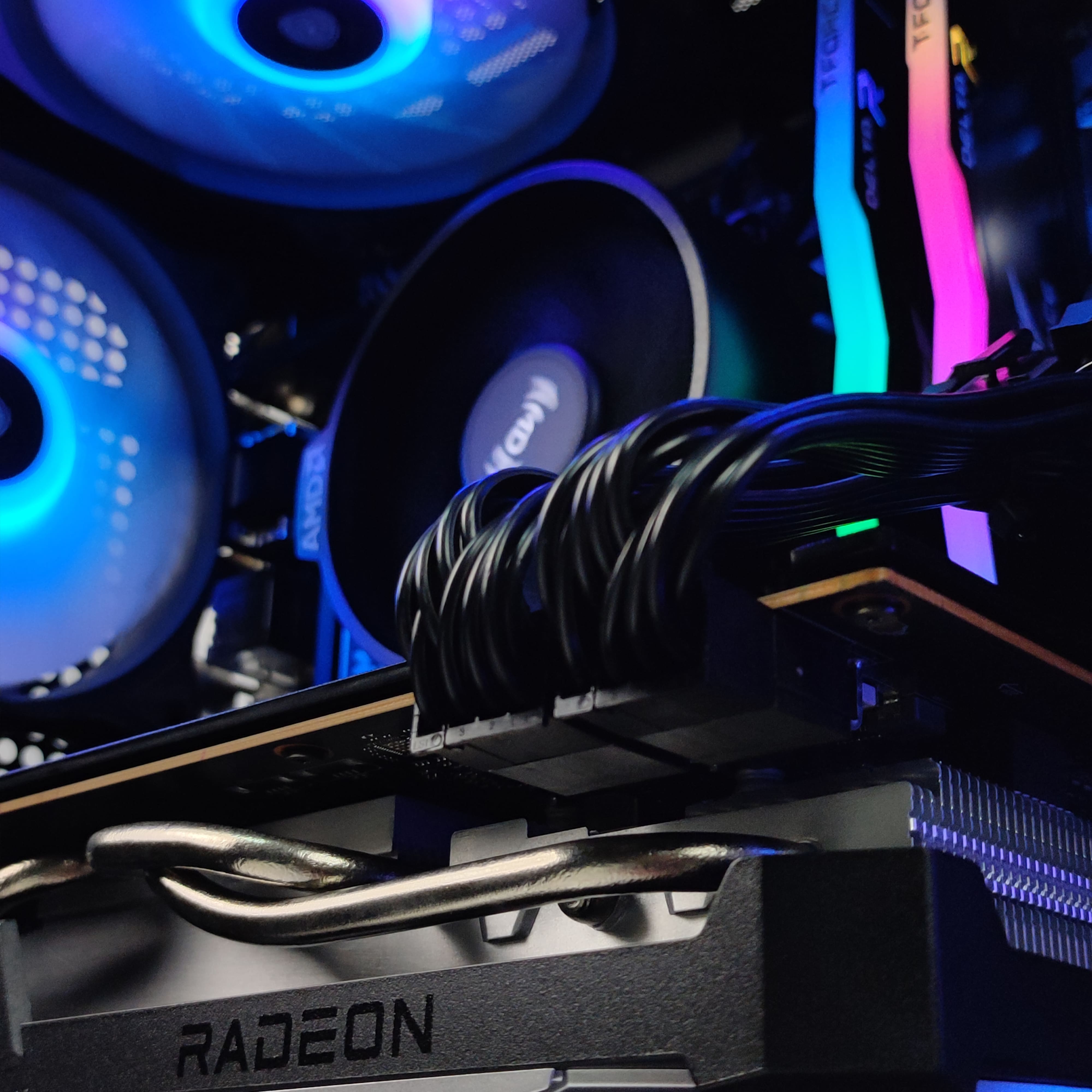 King Mod Systems - Ordenador King Mod Limited-PC Ryzen 5 5600X 32GB DDR4 1TB RX 6750 XT WiFi W11