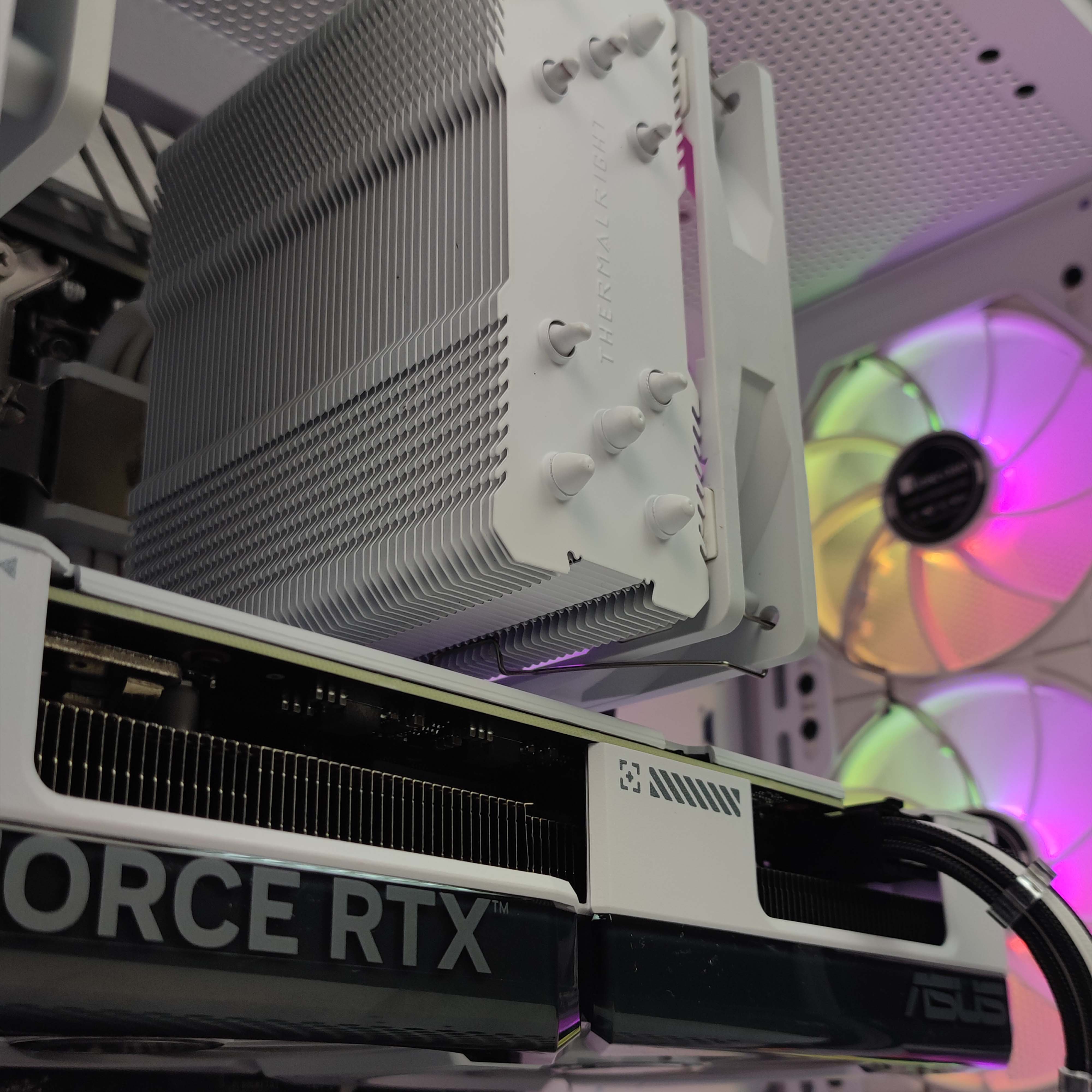 King Mod Systems - Ordenador King Mod Gamer-PC ASUS Intel i5 13400F 32GB DDR5 2TB RTX 4070 WIFI W11