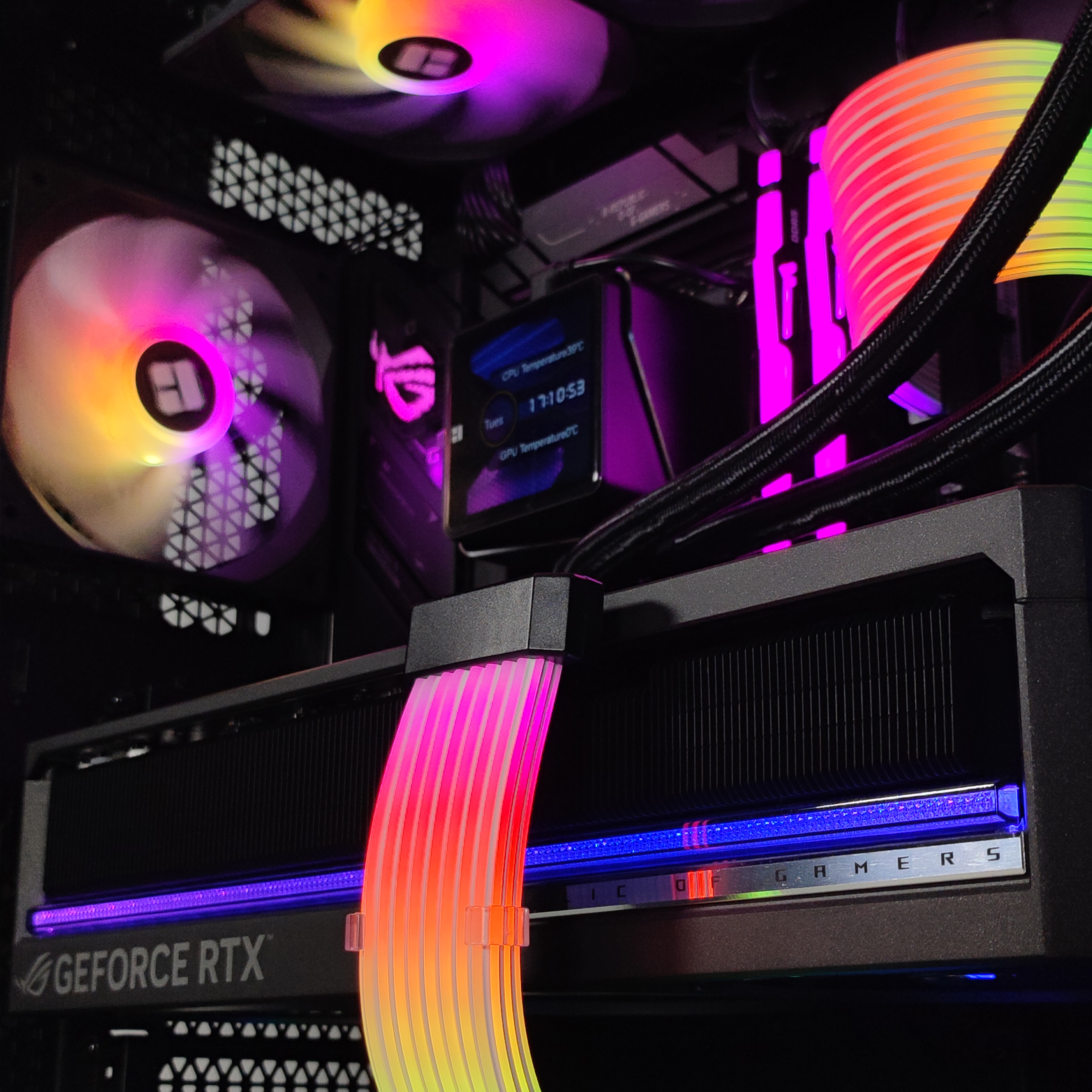 King Mod Systems - Ordenador King Mod Gamer-PC Powered by ASUS Ryzen 7 9800X3D 32GB DDR5 2TB RTX 5080 WiFi W11