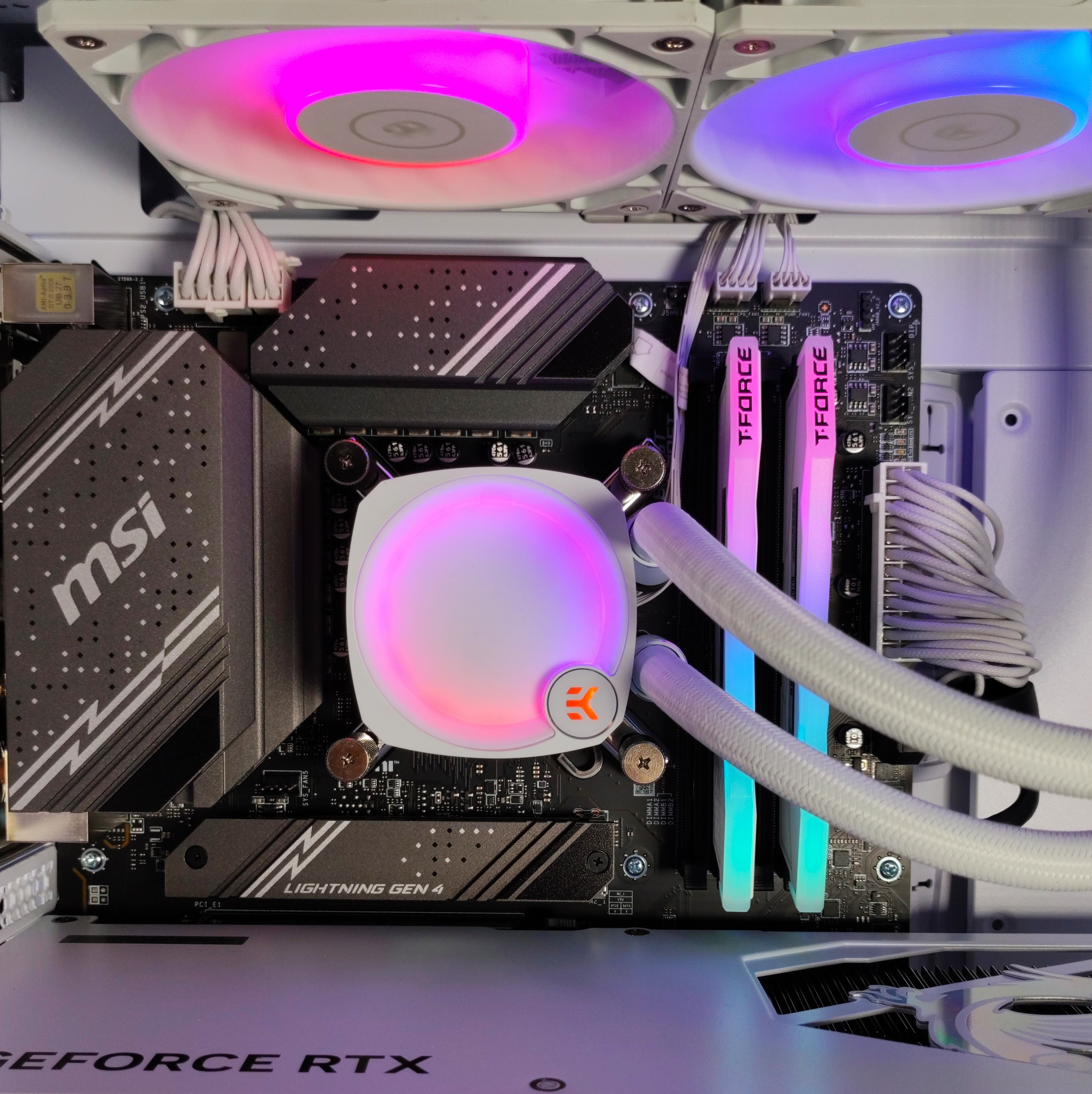 King Mod Systems - Ordenador King Mod Gamer-PC Intel i7 14700F 32GB DDR5 1TB RTX 5070 WiFi W11