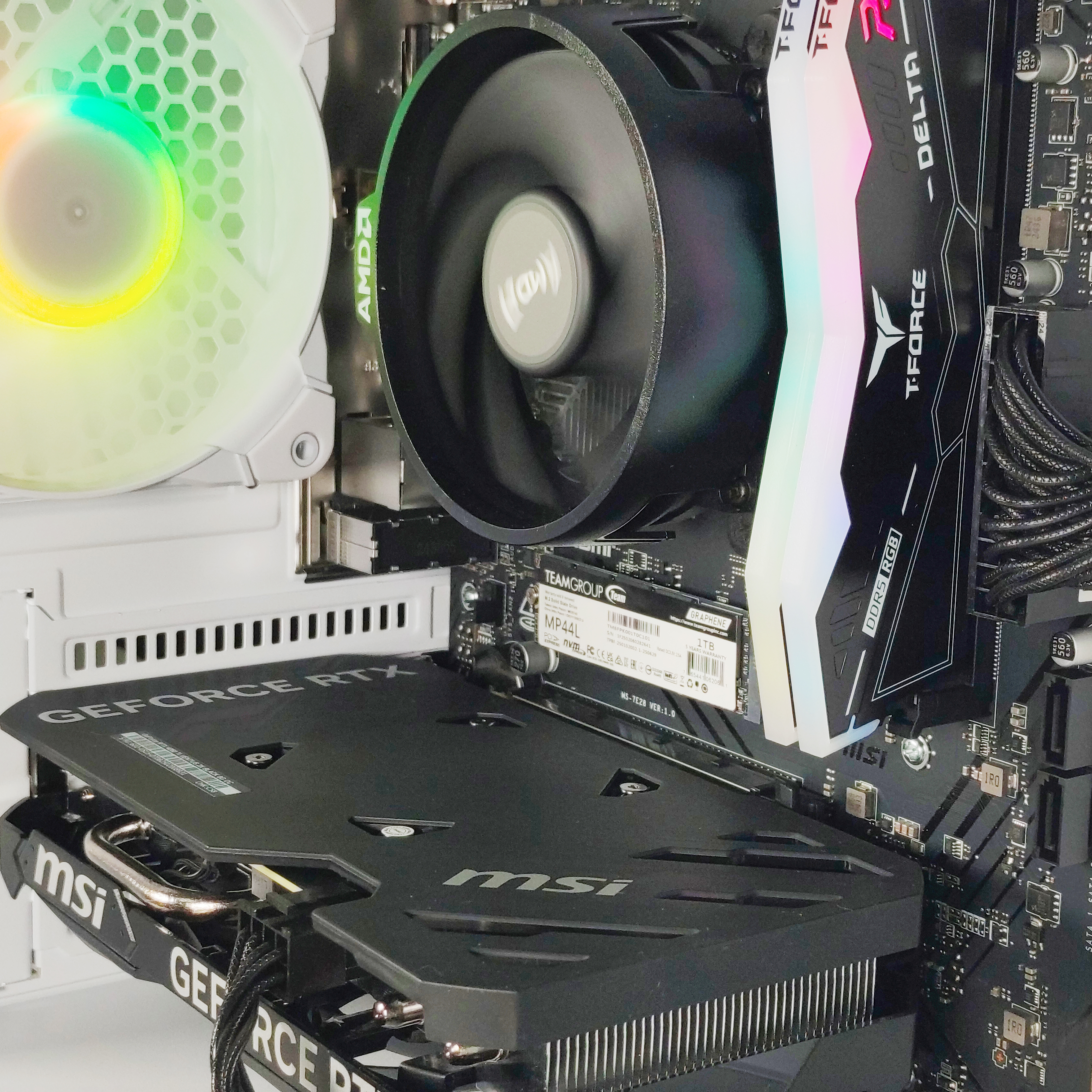 King Mod Systems - Ordenador King Mod Gamer-PC Ryzen 5 7500F 32GB DDR5 1TB RTX 4060 Ti W11