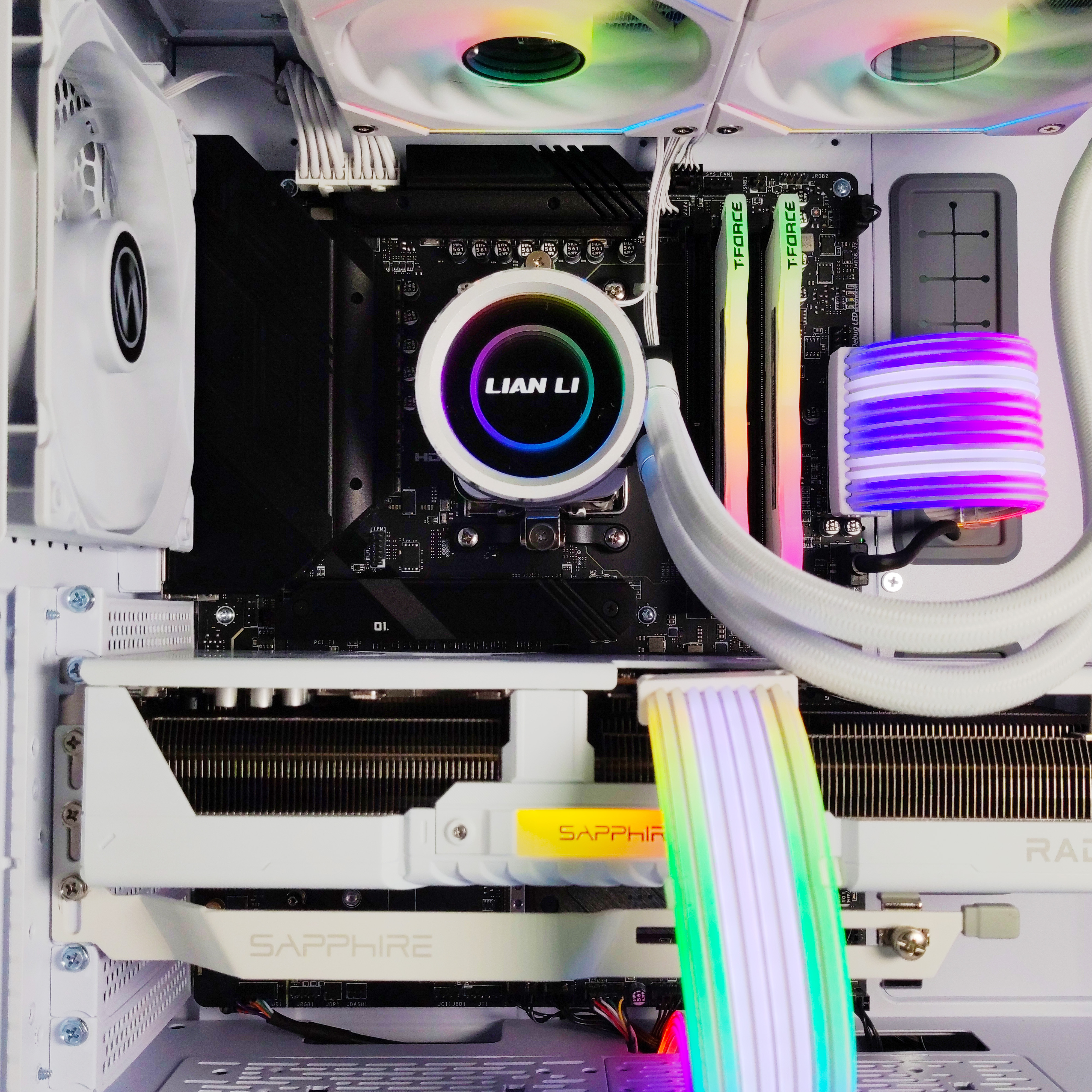 King Mod Systems - Ordenador King Mod Gamer-PC Ryzen 7 7800X3D 32GB DDR5 2TB RX 9070 XT WiFi W11
