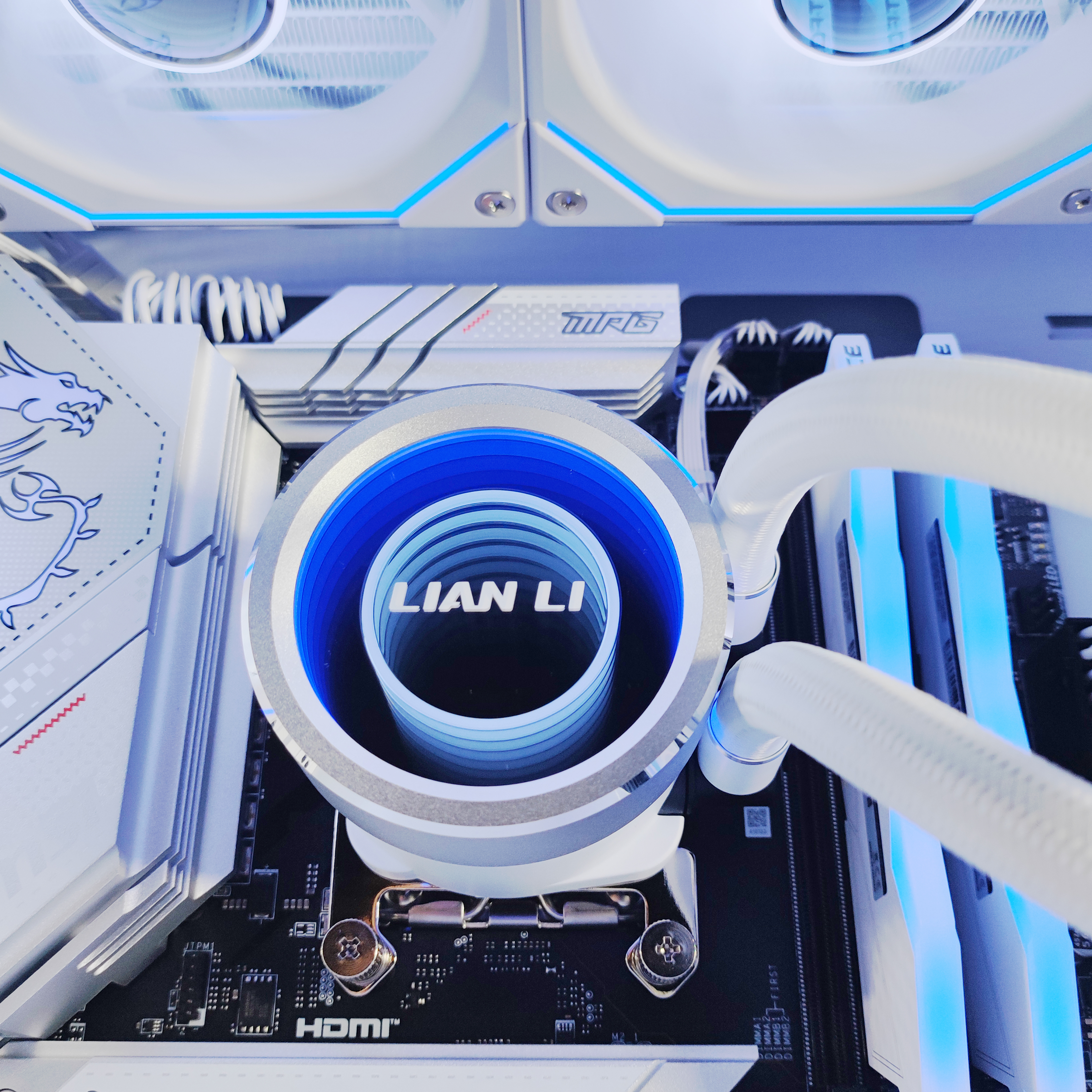 King Mod Systems - Ordenador King Mod Gamer-PC Ryzen 7 9800X3D 32GB DDR5 2TB RTX 5080 WiFi W11