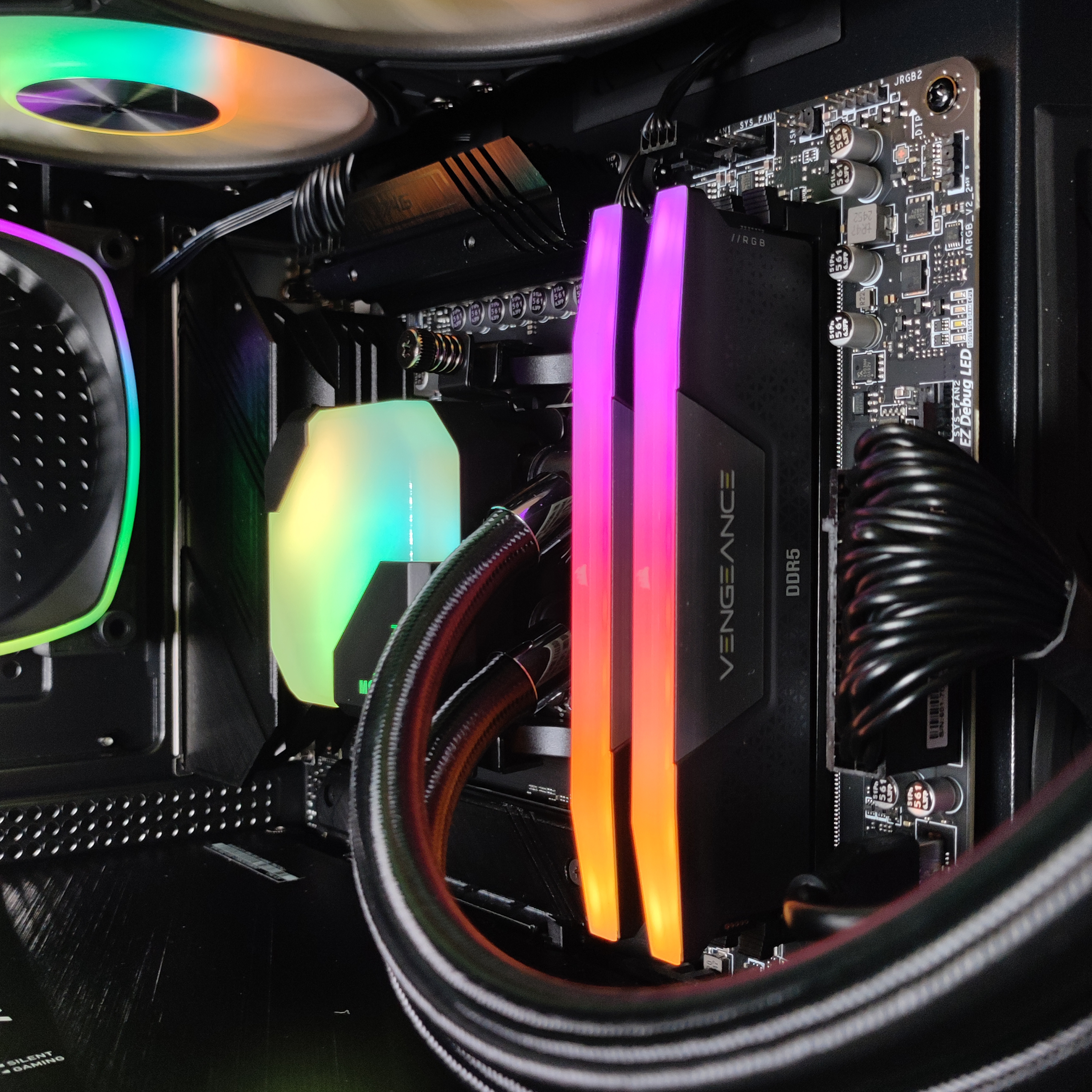 King Mod Systems - Ordenador King Mod Gamer-PC Ryzen 7 9800X3D 64GB DDR5 2TB RTX 5090 WiFi W11 V3