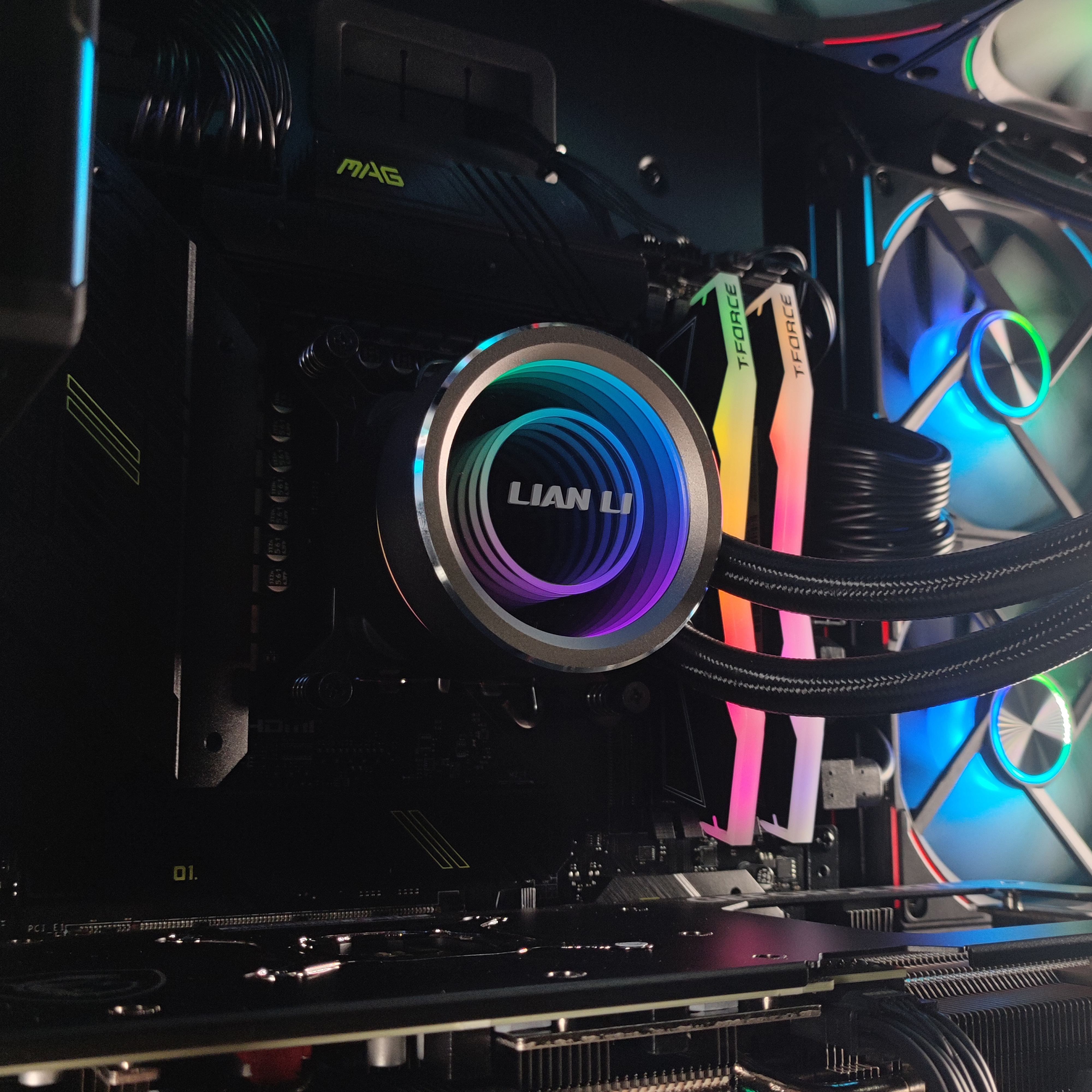 King Mod Systems - Ordenador King Mod Limited-PC Intel i7 14700KF 48GB DDR5 2TB RTX 4070 Ti SUPER WiFi W11