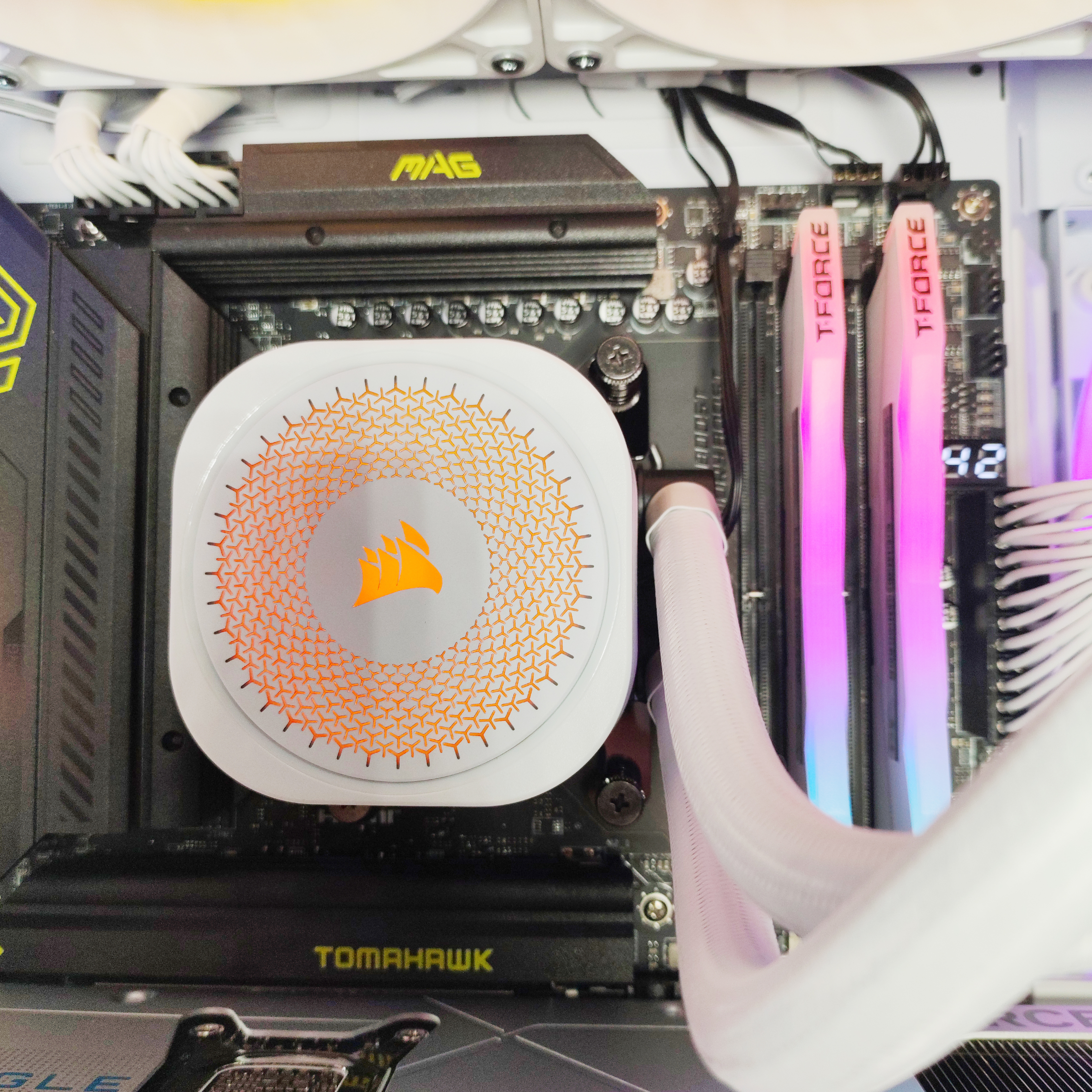 King Mod Systems - Ordenador King Mod Limited-PC Ryzen 7 9800X3D 32GB DDR5 1TB RTX 5070 Ti WiFi W11