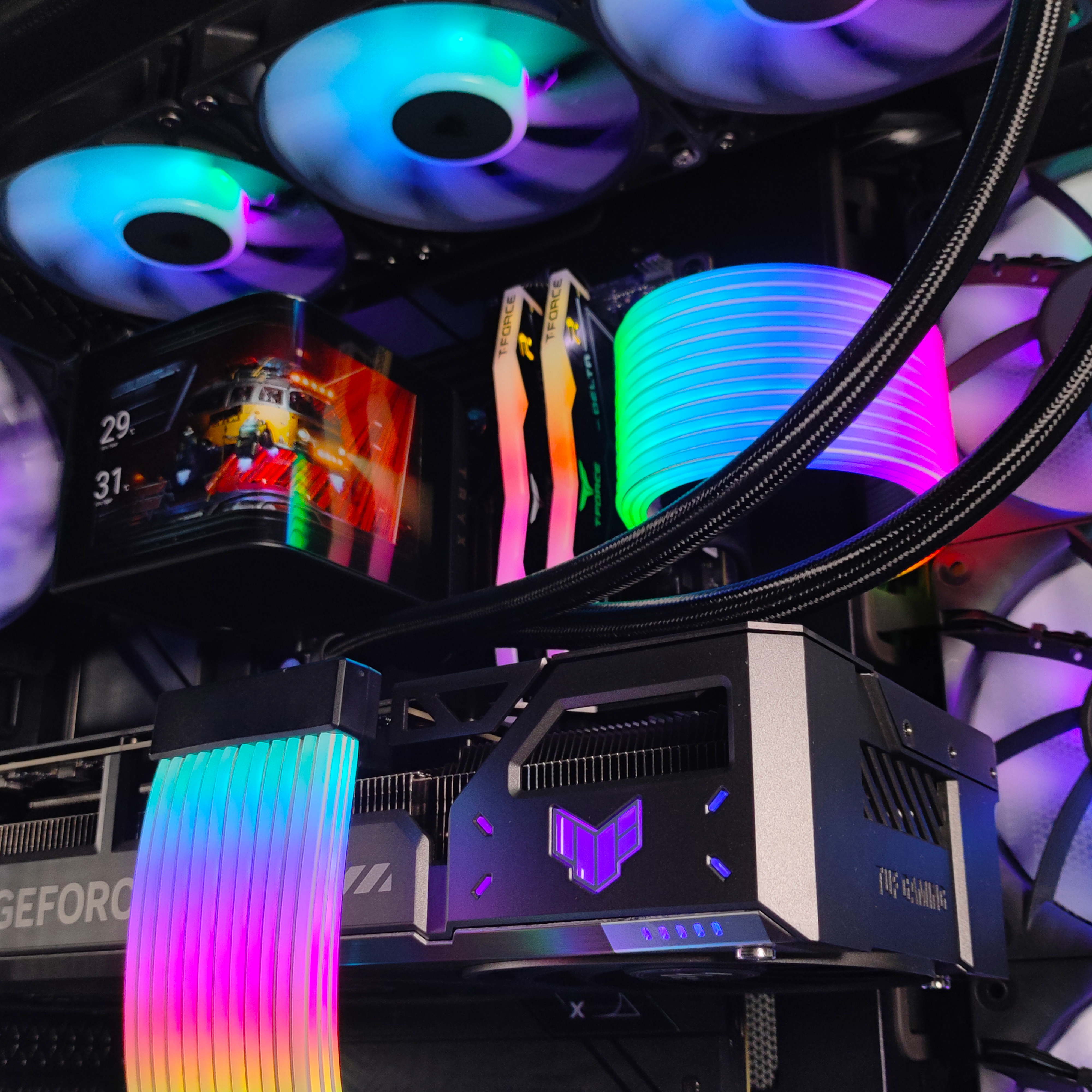 King Mod Systems - Ordenador King Mod Limited-PC Ryzen 7 9700X 32GB DDR5 1TB RTX 5070 Ti WiFi W11