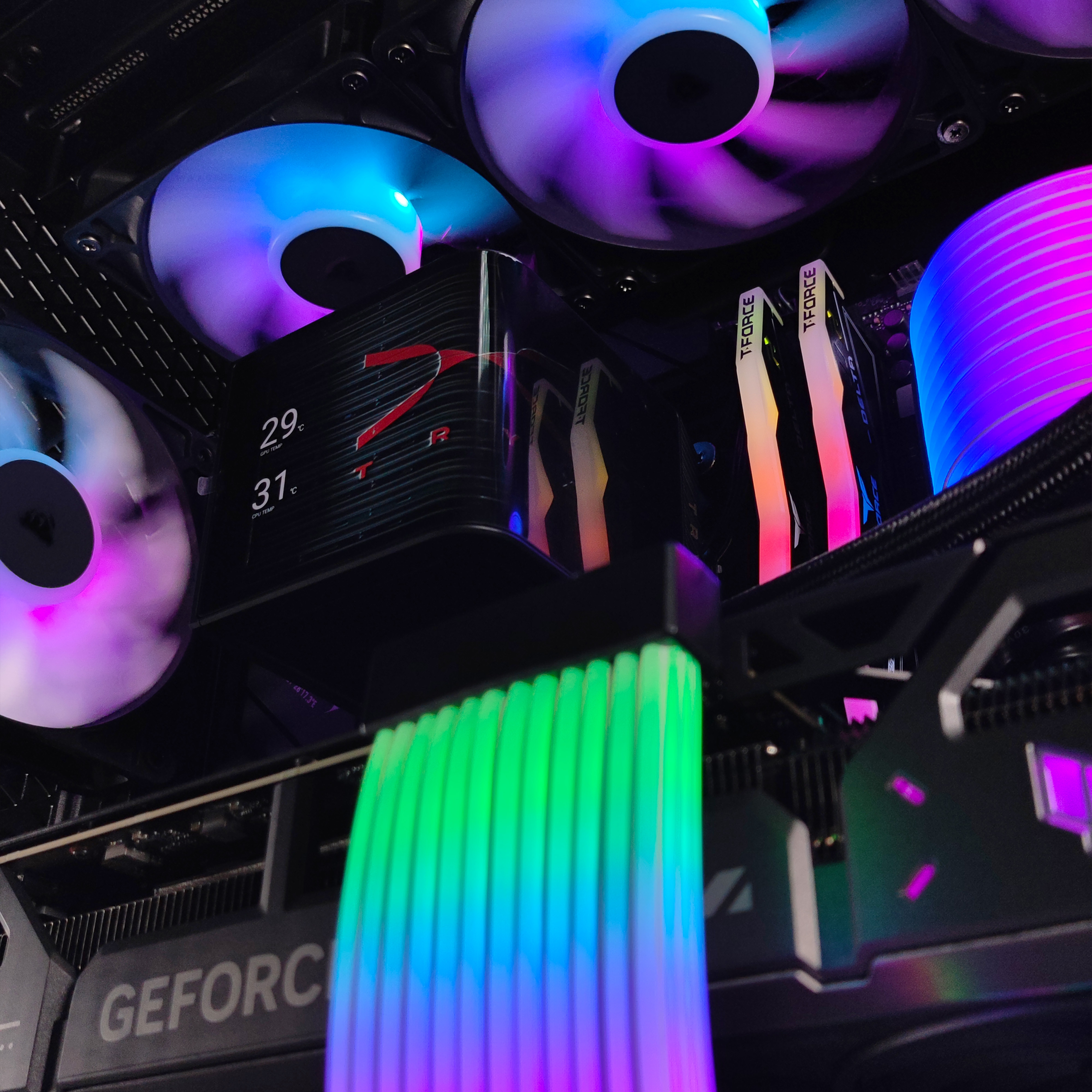 King Mod Systems - Ordenador King Mod Limited-PC Ryzen 7 9700X 32GB DDR5 1TB RTX 5070 Ti WiFi W11