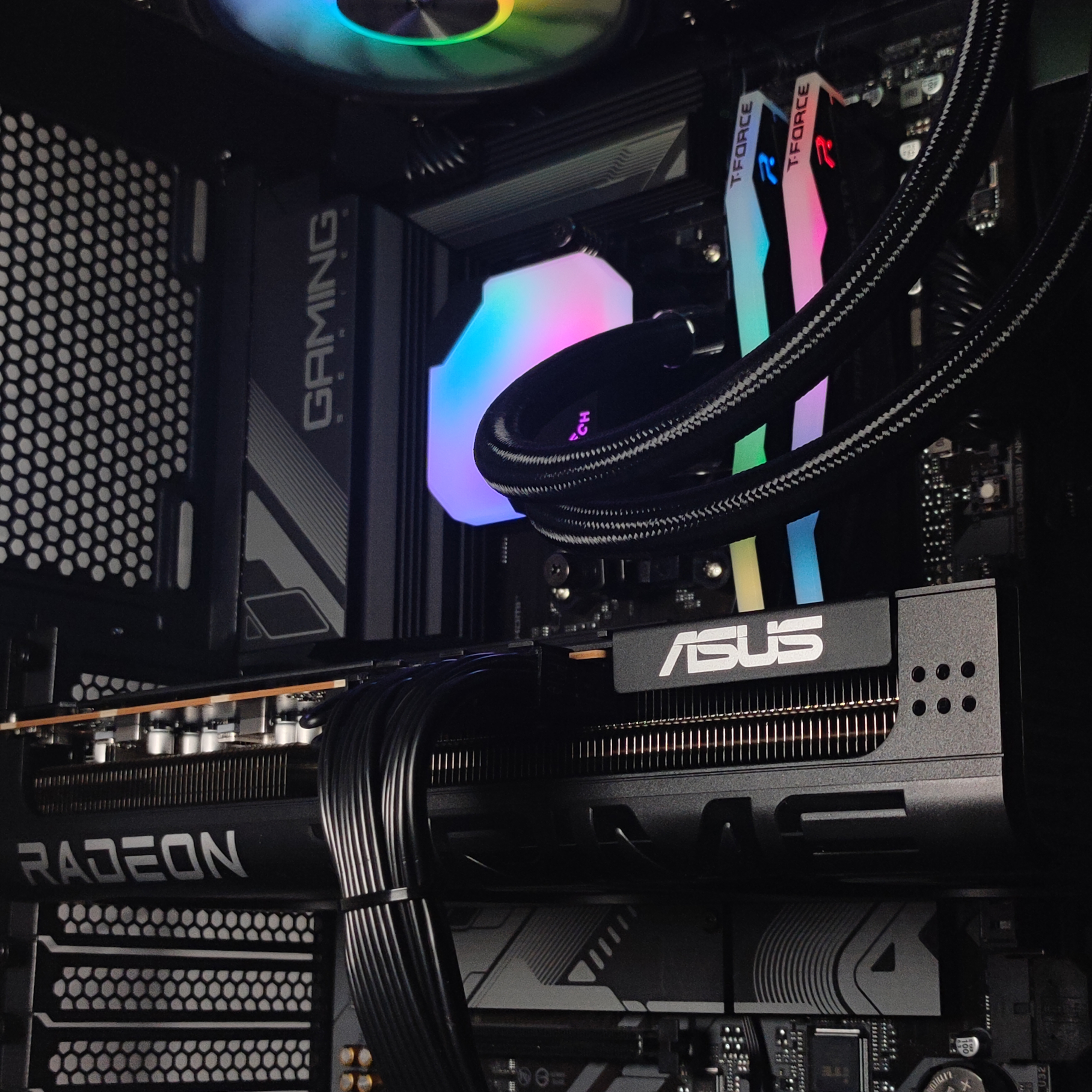 King Mod Systems - Ordenador King Mod Limited-PC Ryzen 9 9900X 32GB DDR5 1TB RX 9070 XT WiFi W11