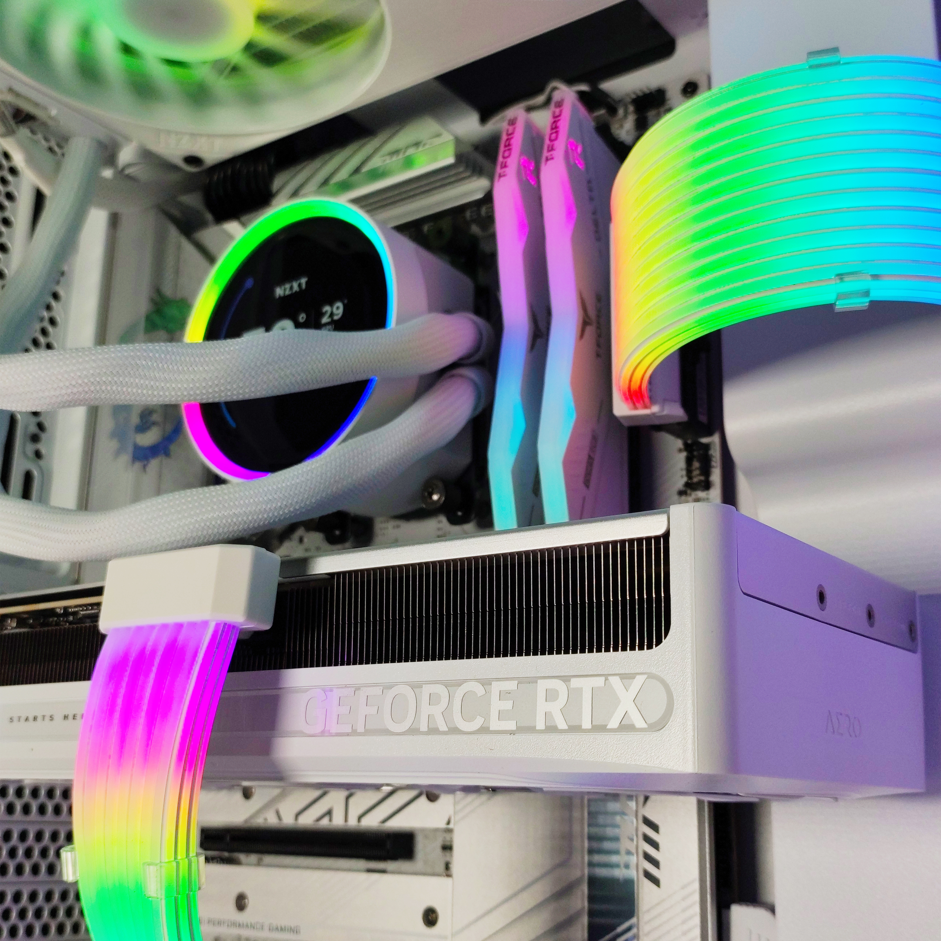 King Mod Systems - Ordenador King Mod Gamer-PC NZXT Ryzen 7 9800X3D 32GB DDR5 2TB RTX 5080 WiFi W11