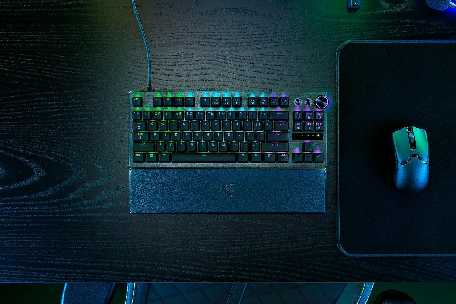 Razer - Teclado Razer Huntsman V3 Pro TKL RGB Analog Optical Switches (US)