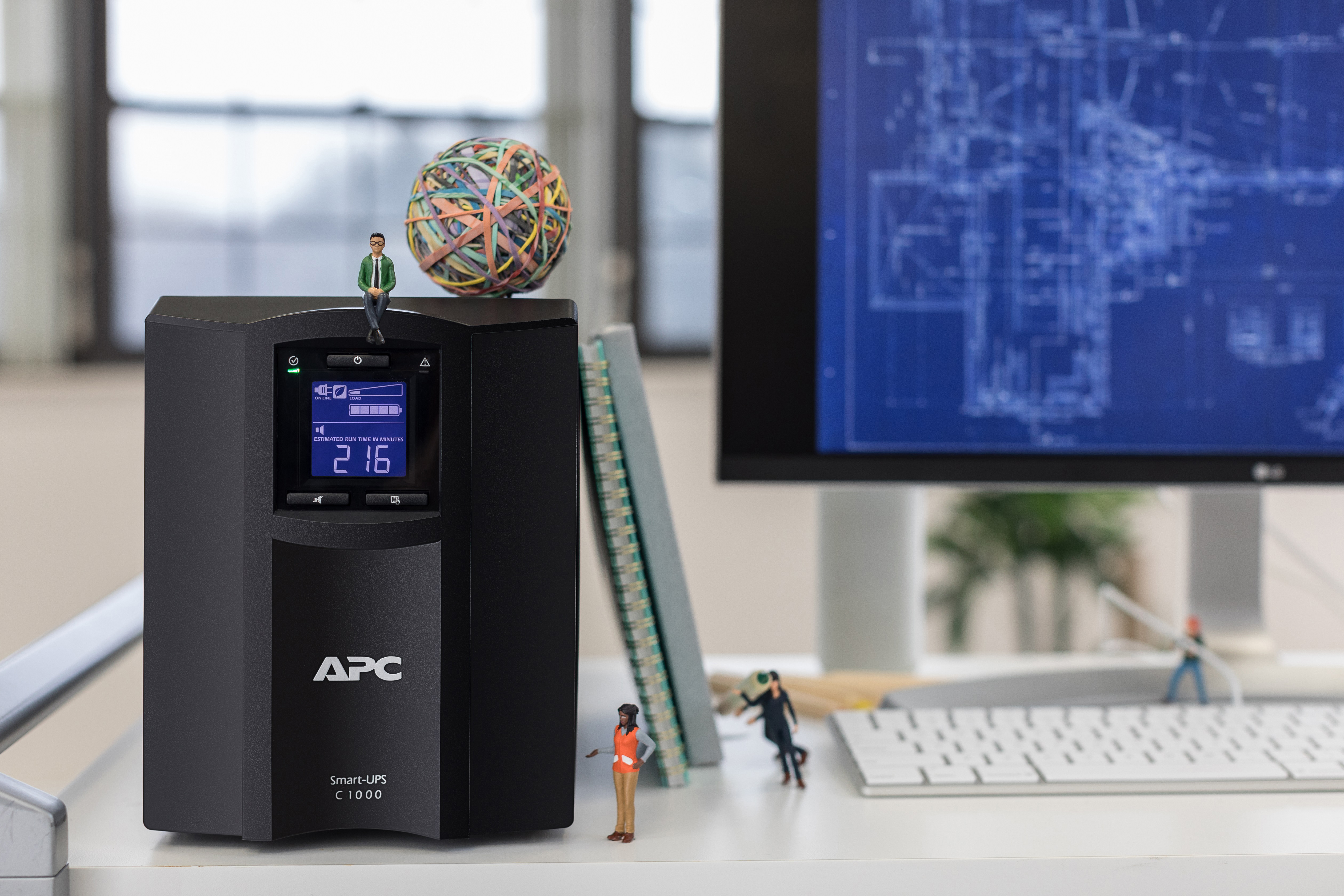 APC - UPS APC Smart-UPS C 1000VA LCD 230V con SmartConnect