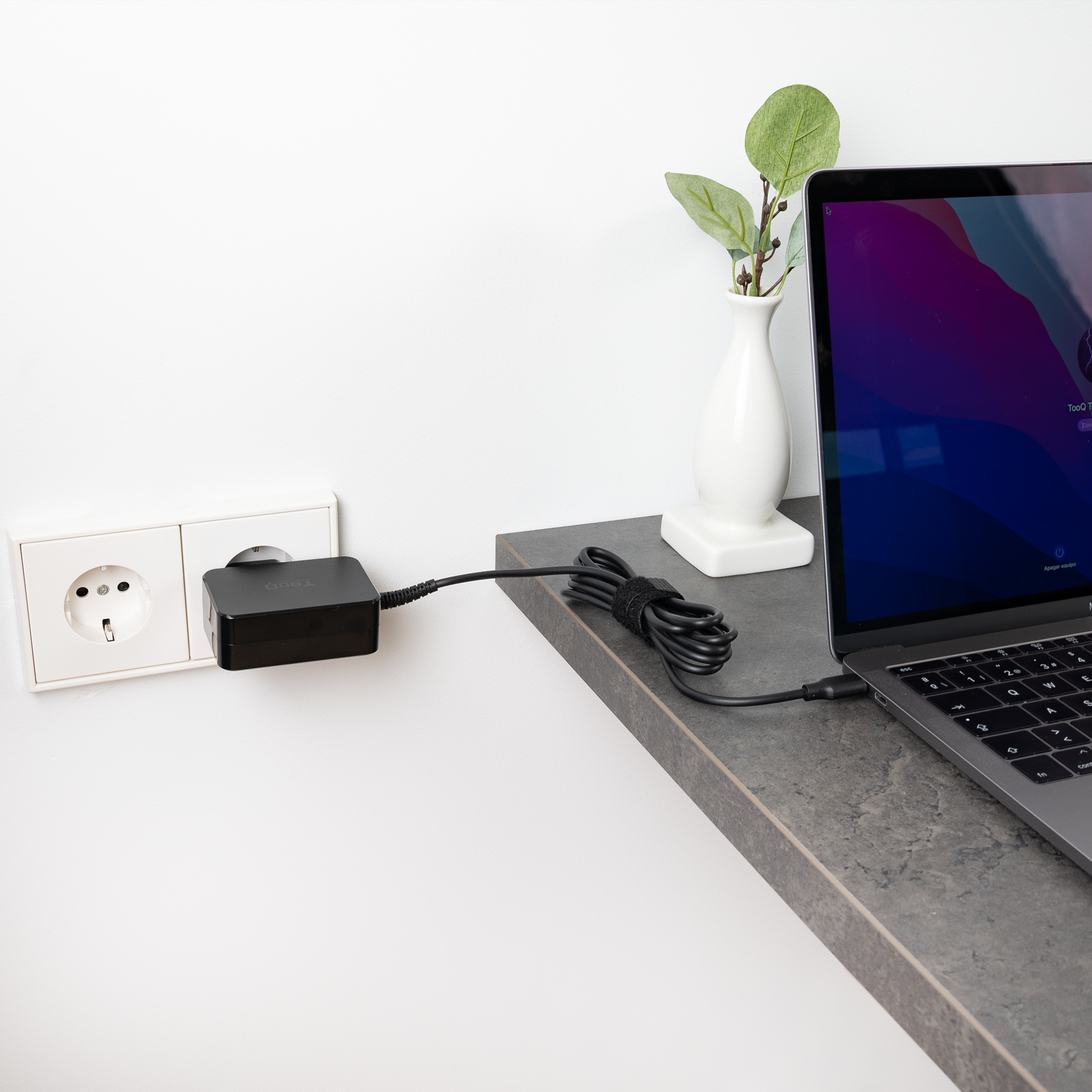 Tooq - Cargador para portátil Tooq USB-C PD 65W GaN